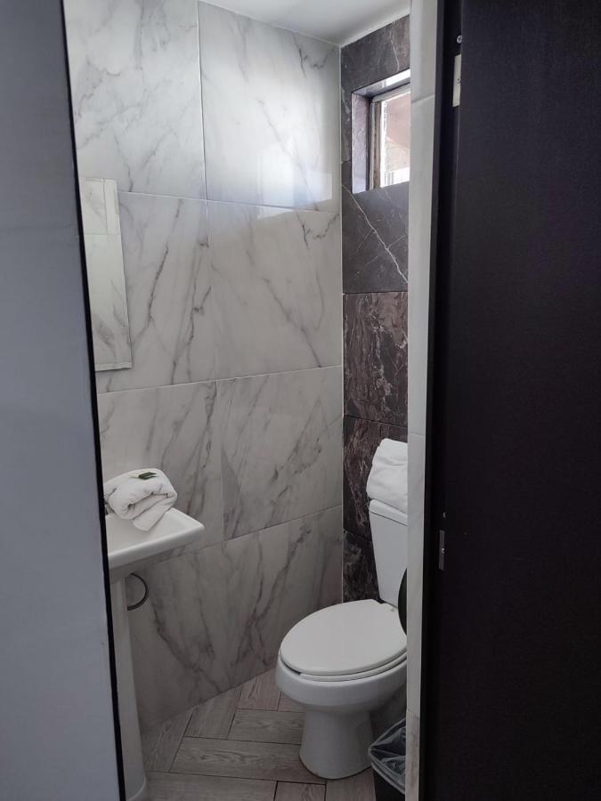 Hotel Don Quijote مكسيكالي المظهر الخارجي الصورة
