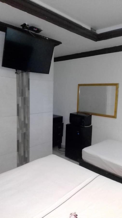 Hotel Don Quijote مكسيكالي المظهر الخارجي الصورة