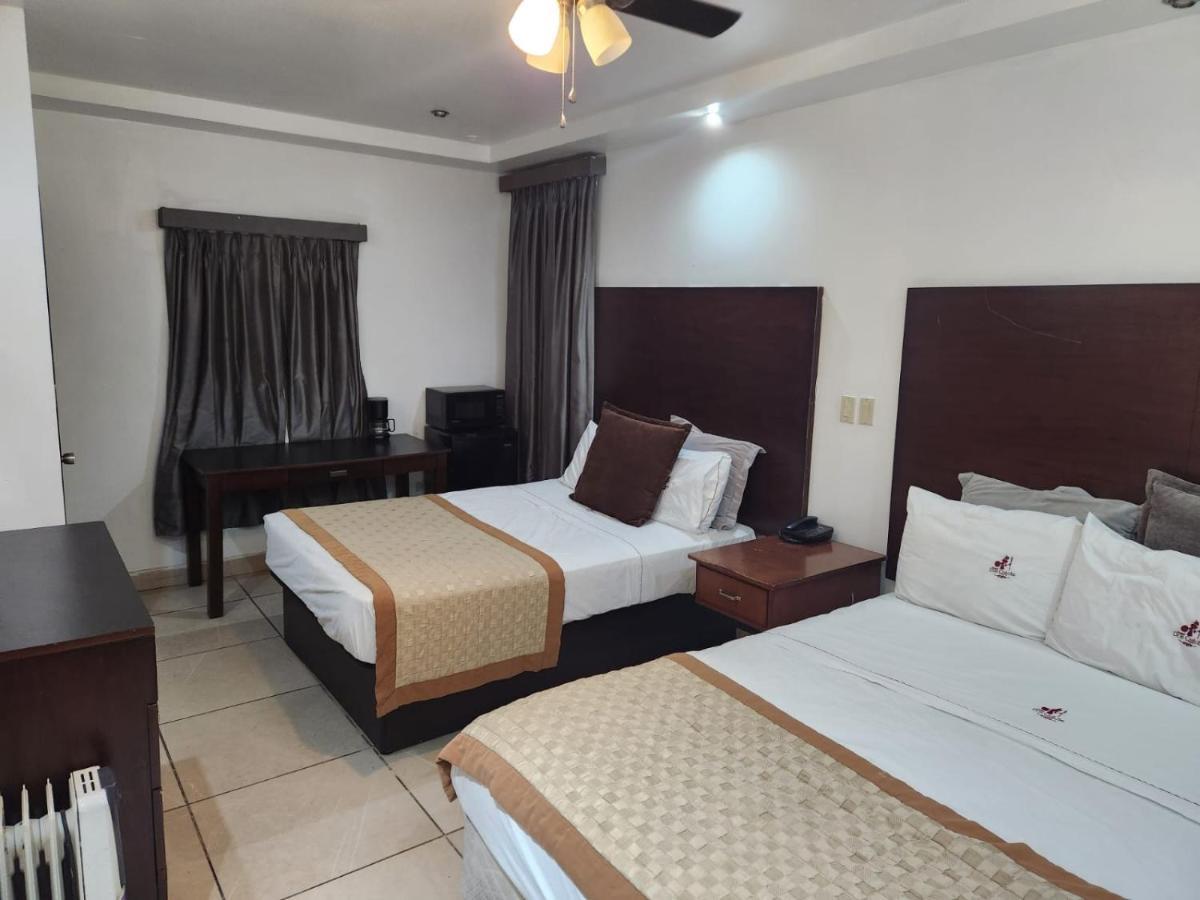 Hotel Don Quijote مكسيكالي المظهر الخارجي الصورة