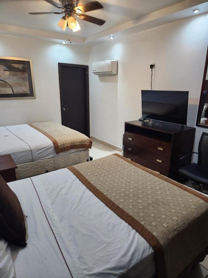 Hotel Don Quijote مكسيكالي المظهر الخارجي الصورة