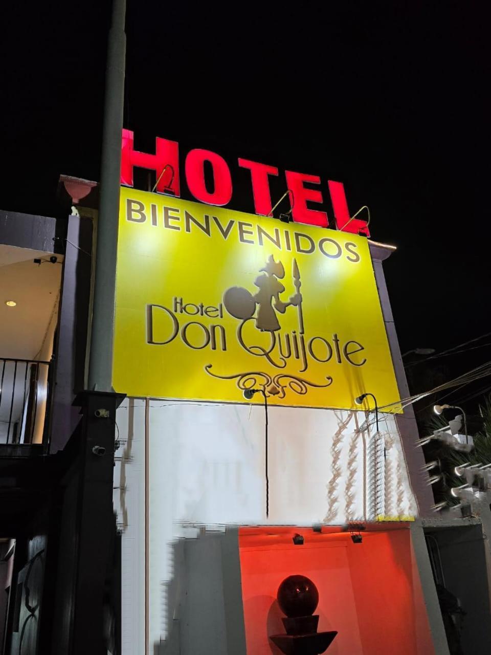Hotel Don Quijote مكسيكالي المظهر الخارجي الصورة